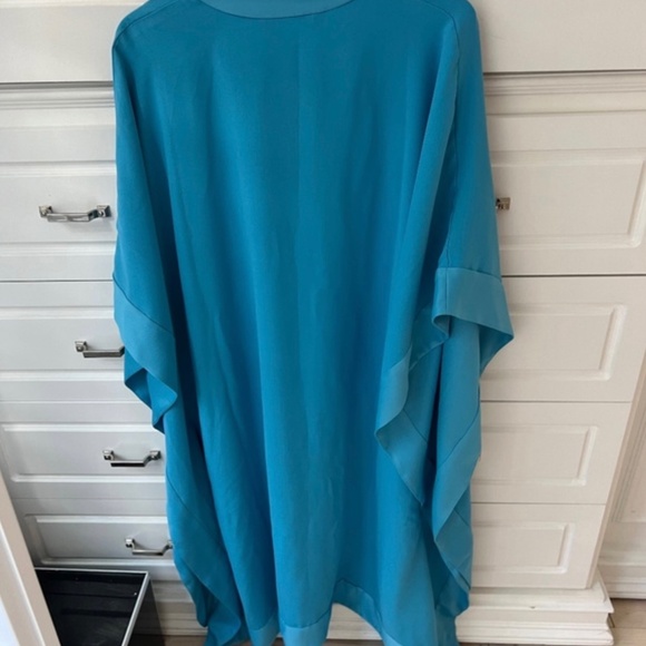 NEW: GORGEOUS Trina Turk Silk Shirt Dress - Picture 3 of 3